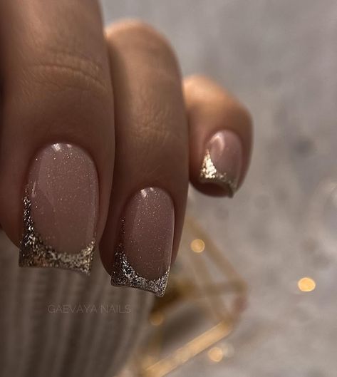 Foto - Google Foto's Silver Sparkly Nails, Most Beautiful Nails, Firework Nails, Nye Nails, Bright Nail Art, Line Nail Art, New Years Eve Nails, S Nails, Graduation Nails