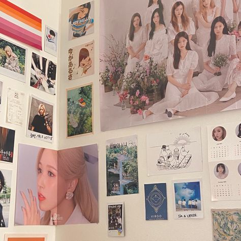 Kpop Poster Wall Ideas Room, Kpop Poster Wall Ideas, Kpop Wall Decor, Future Bedroom Ideas, Kpop Wall, Kpop Room, Pinterest Room Decor, Room Desk, Pretty Room