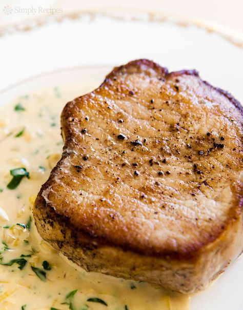 Pan-fried pork chops with a creamy Dijon mustard sauce. Mustard Recipes, Cutlet Recipes, Dijon Mustard Sauce, Creamy Dijon, Pan Fried Pork Chops, Dijon Sauce, Pork Cutlet, Creamy Mustard Sauce, Low Carb Pork