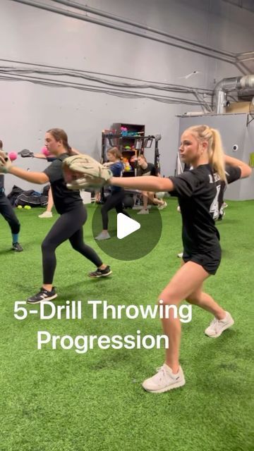 High Level Throwing®️ on Instagram: "Great job by all these athletes last weekend at @battersbox_rva Here’s a throwing progression we do with our athletes once they’ve warmed up properly and have gone through the pre-throwing movements!  @wassermanstrength  #highlevelthrowing #HLTclinic #throwing #softball #softballcoach #fastpitch #fastpitchsoftball #softballlife #softballclinic #softballplayer #velocity #mph #throwhard" Throwing Drills For Softball, Softball Drills Fastpitch 12u, 10u Softball Practice Drills, Softball Warm Up Drills, Softball Workouts At The Gym, Softball Conditioning Workouts, Softball Drills At Home, Softball Throwing Drills, Softball Workouts