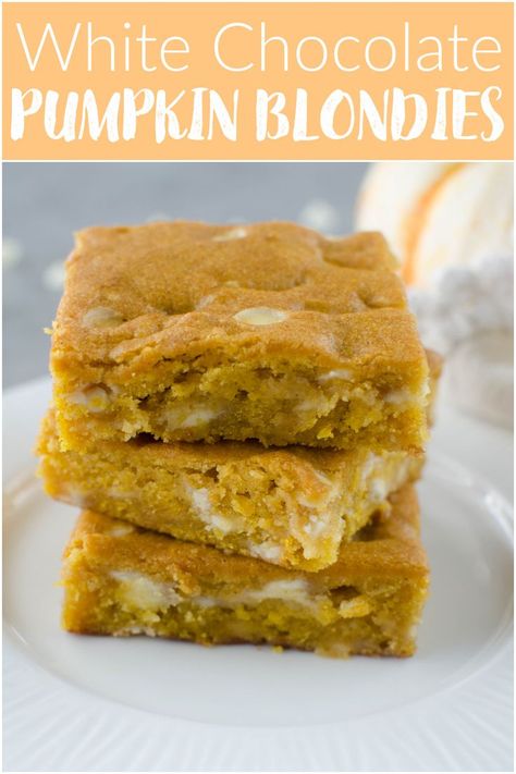 Pumpkin Blondies Recipe, White Chocolate Blondies Recipe, Chocolate Blondies Recipe, Pumpkin White Chocolate, Pumpkin Blondies, Fake Ginger, White Chocolate Desserts, Chocolate Blondies, White Chocolate Brownies