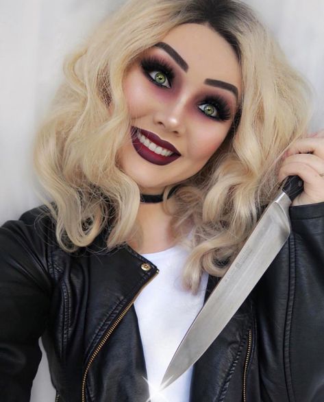 G i n a B o x ♡ on Instagram: “Tiffany Valentine - Chuckys Gal😜🔪👰🏼 which Chucky film is your fave? . Brows- @benefitcosmetics Kabrow. Lashes- @tiggylashes Aries &…” Bride Of Chucky Halloween, Bride Of Chucky Makeup, Chucky Halloween Costume, Chucky Makeup, Tiffany Bride Of Chucky, Tiffany Chucky Bride, Tiffany Costume, Bride Of Chucky Costume, Unique Halloween Makeup