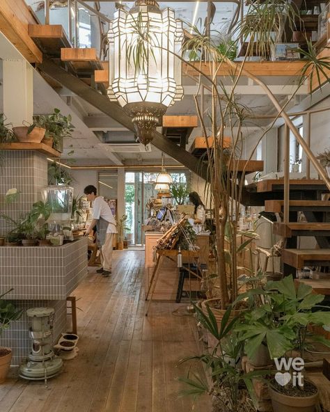 Dream Coffee Shop, Korean Coffee Shop, Japanese Coffee Shop, Coffee Shop Vibes, Opening A Cafe, Korean Cafe, Opening A Coffee Shop, Aesthetic Interior Design, Bookstore Cafe