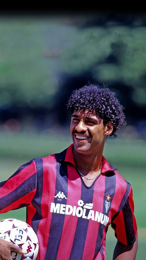 Frank Rijkaard of AC Milan Frank Rijkaard, 36 Chambers, Marco Van Basten, Van Basten, Italian Football, Third Place, European Cup, Soccer World, Retro Football