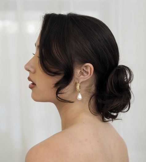 Relaxed Bridesmaid Updo for Medium Hair Bridesmaid Hair Asian, Bridesmaid Hair With Bangs, Low Bun With Bangs, Loose Low Bun, Bridesmaid Ponytail, Loose Bun Hairstyles, Low Bun Hair, Relaxed Updo, Low Bun Wedding Hair