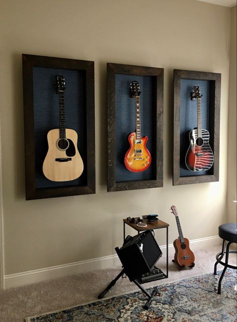 Office Guitar Room, Guitar Area In Bedroom, Storing Guitars At Home, Decorating With Guitars Living Rooms, Guitar Area In House, Living Room With Guitars On Wall, Guitar Wall Decoration, Guitar Room Setup, Guitar Room Design