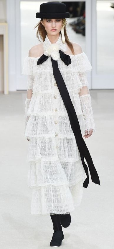 Couture Dresses 2023, Chanel 2016, Fashion Makeover, Moda Chanel, 2016 Fall, Sweet Fashion, Fashion Fantasy, Mode Chanel, Fall Fashion 2016