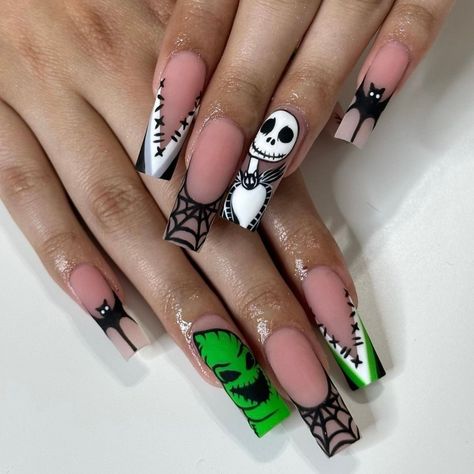 HOLIDAY NIGHMARE NAILS! Spooky meets festive with these Nightmare Before Christmas-inspired nails. Get the look at Kiarasky.com  Bet On Me Gel Polish Black Tie Gel Polish White Canvas Gel Polish  #halloweennails #spookynails #trendyhalloweennails #greennails #squarenails #Halloweeninspo Before Christmas Nails, Scary Nails, Nightmare Before Christmas Nails, Horror Nails, Blue Nail Art Designs, Halloween Decor Diy, Halloween Acrylic Nails, Tie Dye Nails, Christmas Nails Acrylic