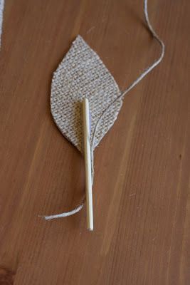 Burlap Boutonniere, Cord Crafts, Diy Boutonniere, Jute Flowers, Burlap Projects, Jute Crafts, Burlap Crafts, Burlap Flowers, Lavender Bags