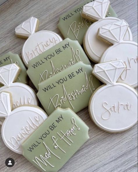 Bridesmaids Cookies, Bridesmaid Cookies, Bridesmaid Proposal Diy, Cute Wedding Ideas, Bridesmaid Proposal, Sugar Cookie