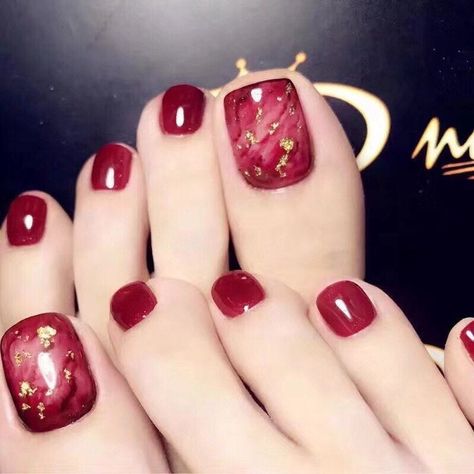 Press On Toenails, Fake Toenails, Gel Toe Nails, Red Nail Art, Pretty Toe Nails, Cute Toe Nails, Nail Art Salon, Nagel Tips, Fake Nails With Glue