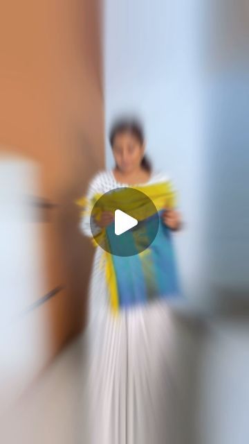 Gravity Makeover on Instagram: "HOW TO TAKE MEASUREMENTS FOR SAREE PRE PLEATING 🫰🏻 Tutorial 1

Saree draping class also available 
Join now and you will know :
 - how to drape Saree in perfection 
 - how to fold the Saree and drape in 2to 3  minutes 

#sareeprepleating #sareelove #sareeboxfoldingservice #tutorial #tutorials #tutorial #sareeclass #makeupartistsworldwide #makeupartistsworld #makeupartistworldwide #makeuptutorial #sareedraping #sareefashion #gravitybridalmakeover #explore #explorepage #explorer #womenempowerment #womeninbusiness #women #selflove #selfmotivation #instagood #instalike #insta #reelsindia #reelinstagram #vairal #vairalreels #entrepreneur #womenentrepreneurs" Saree Pre Pleating And Folding, Saree Pre Pleating, Pre Draped Saree, Drape Sarees, Pleated Saree, Saree Draping, Bridal Makeover, Drape Saree, How To Fold