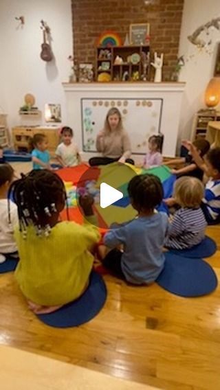 Suzanne Cotton on Instagram: "A summertime favorite. 🍿🍿🍿  #reggioinspired  #handsonlearning  #grossmotor  #circletime  #playistheworkofchildhood  #connectionmatters  #preschool  #mulberryhouseplayschool" Storytime For Preschoolers, Circletime Ideas Preschool, Circle Time Movement Activities, Circle Activity For Preschool, Morning Circle Ideas Preschool, Circle Activities For Preschool, Morning Activities Preschool, Kindergarden Activity Ideas, Circle Time Activities Preschool