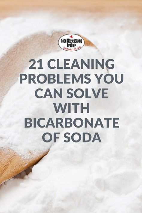 Home hacks: how to use baking soda for cleaning - bicarbonate of soda cleaning tips Homemade Toilet Cleaner, Baking Soda Benefits, Clean Baking Pans, Baking Soda Cleaning, Bicarbonate Of Soda, Glass Cooktop, Deep Cleaning Tips, Baking Soda Uses, Clean Dishwasher