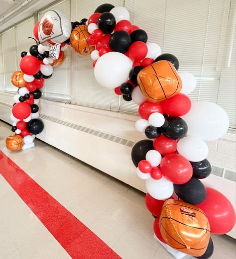 FULL organic balloon arch with red, black, and white balloons and basketball themed extras Red White And Black Balloon Arch, Orange Black And White Balloon Garland, Basketball Birthday Balloon Arch, Black Red White Balloon Garland, Basketball Theme Balloon Decor, Basketball Balloon Arch, Organic Balloon Arch, Basketball Party Decorations, Basketball Ideas