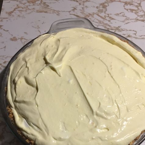 Graham Cracker Cream Pie, Vanilla Pudding Pie, Pudding Pie Recipes, Easy Blueberry Pie, Banana Pudding Pies, Cream Pie Filling, Vanilla Wafer Crust, Lemonade Pie, Dessert Pie Recipes