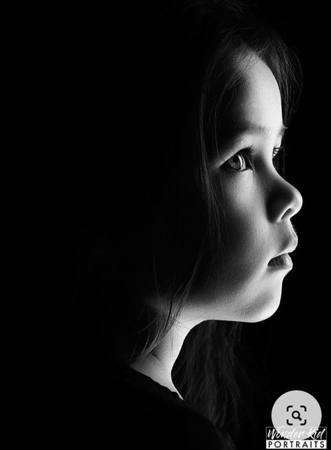 Black And White Children Portraits, Black And White Children Photography, Monochrome Portrait Photography, Black Background Photography Portraits, Child Side Profile, Portrait Photo Black And White, Black And White Kids Portraits, Personality Portraits Kids, Kids Portrait Ideas