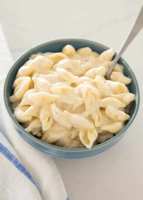 This copycat Panera mac and cheese is a bakery-inspired recipe that is easy to make at home on the stovetop with a creamy white cheddar sauce and tender pasta shells. Copycat Panera Mac And Cheese, Panera Mac And Cheese Recipe, White Cheddar Sauce, Panera Mac And Cheese, White Mac And Cheese, Cheddar Sauce, Copycat Panera, Cheddar Mac And Cheese, Making Mac And Cheese