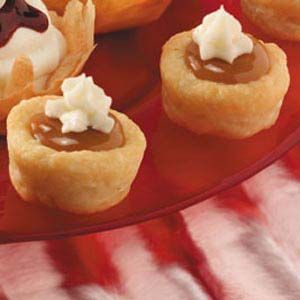 Caramel Tassies Recipe -Buttery cookie cups with a smooth caramel filling make a nice addition to a Christmas dessert tray. These are one of my family's favorites. Caramel Tassies, Tassies Recipe, Christmas Dessert Tray, Cookie Table, Caramel Coffee, Caramel Cookies, Buttery Cookies, Dessert Tray, Cookie Cups