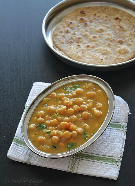 Chickpeas Coconut milk Curry | Chapati side dish recipe Indian Beans, Curry Side Dishes, Chickpeas Curry, Vegetarian Gravy, Bhaji Recipe, Coconut Milk Recipes, Coconut Milk Curry, Indian Cooking Recipes, Pureed Food Recipes