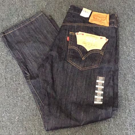 Brand New Levi’s Jeans Men , Size 36/30 ,Color Blue. 501 Levis Mens, Takuache Outfits, Takuache Outfits Guys, Outfits Guys, Empyre Jeans, Levis 501 Black, Room Checklist, Levis Straight Leg Jeans, Cute Outfits For School