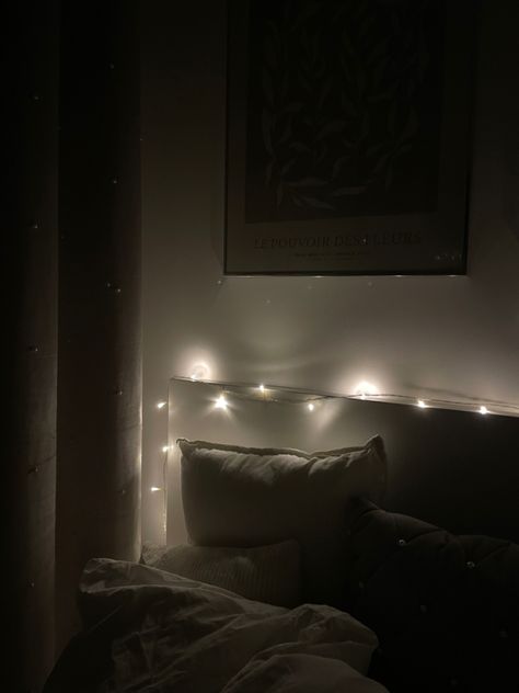 Dim Lighting Bedroom Aesthetic, Fairy Lights Around Headboard, Bed Frame Lights, Fairy Lights On Bed Frame, Fairy Lights On Headboard, Bedframe Lights, Fairy Lights Headboard, Fairy Lights Around Bed, Fairy Lights Over Bed