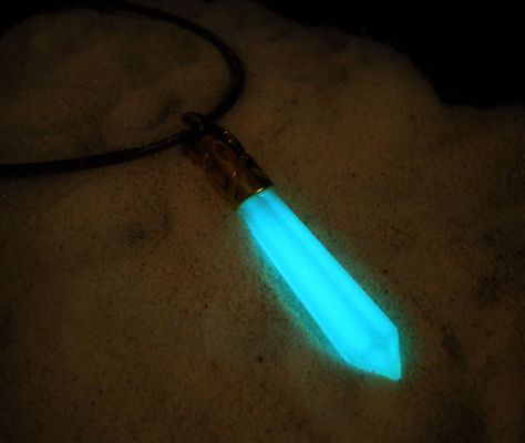 Kida Necklace Pendant  Glow in the Dark Kida by MySoulShards, €22.90 Atlantis Necklace, Kida Atlantis, Atlantis, Necklace Pendant, In The Dark, Glow In The Dark, Stone, Pendant, Disney