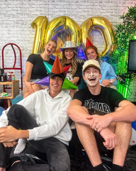 100 episodes of @thelolpodcast is INSANE🥹 We love you guys forever. Thank you🩷💚🩷 • Go watch the 100th episode now🤭 Lol Podcast Pics, Lol Podcast, Kate Baker, Cash Baker, Fav Youtubers, Favorite Youtubers, Comfort People, Cute Couples Photos, Roblox Codes