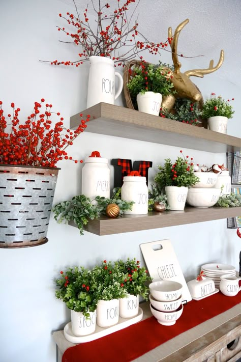 rae dunn christmas styled shelves Kitchen Shelfie, Shelves In Kitchen, Styled Shelves, Diy Home Decor For Apartments, Dining Room Shelves, Rae Dunn Christmas, Christmas Decorating Ideas, Weekend Crafts, Farmhouse Christmas Tree