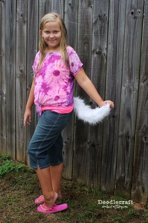 Faux Fur Wolf Tail! Perfect for Halloween costumes, cosplay, club wear or just for daily fashion! Big Bad Wolf Costume, Worst Costume, Kitty Costume, Grease Costumes, Wolf Tail, Girl Group Costumes, Wolf Costume, Couple Halloween Costumes For Adults, Pirate Halloween Costumes