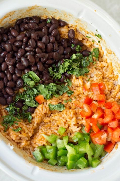 Crockpot Taco And Rice Recipe: It's As Good As It Looks! - Lady and the Blog Crockpot Fried Rice, Cheesy Chicken And Rice Crockpot, Taco Slow Cooker, Taco And Rice, Crockpot Chicken And Broccoli, Crockpot Rice And Beans, Vegetarian Taco Filling, Crockpot Rice, Crockpot Rice Recipes