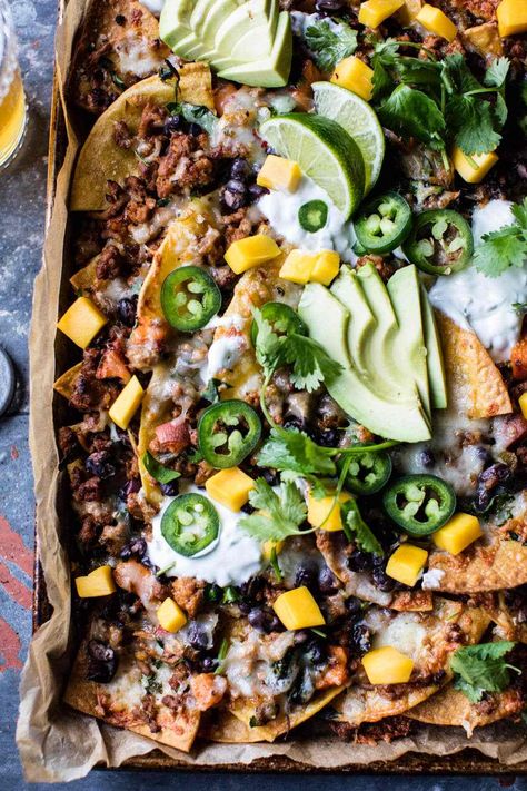 Black Bean Turkey Nachos with Jalapeno Yogurt. Turkey Nachos Recipe, Turkey Nachos, Nacho Recipe, Harvest Food, Half Baked Harvest Recipes, Nachos Recipe Easy, Mexican Flavors, Mexican Night, Yogurt Recipe