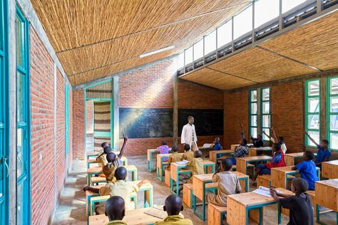 This Nonprofit Architecture Firm Transformed a Rwandan School | Architectural Digest Architecture Art Nouveau, Mass Design, Green School, Interior Design School, School Plan, Nursery School, School Building, Diagram Architecture, School Architecture