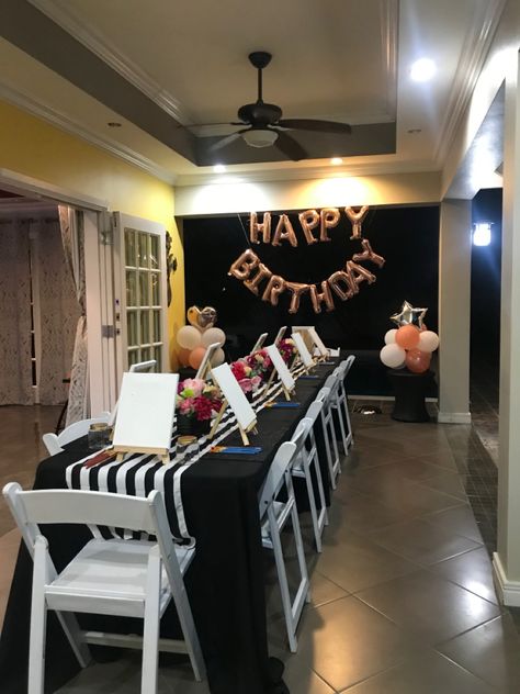 Birthday Sip And Paint Ideas, Sip And Paint Table Set Up, Paint And Sip Table Set Up, Paint And Sip Party Decorations, Sip And Paint Party Decorations, Sip And Paint Set Up Ideas, Paint And Sip Set Up, Paint And Sip Birthday Party Ideas, Kids Sip And Paint Party Ideas