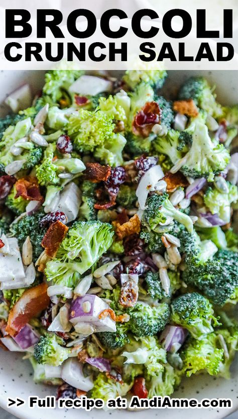 Broccoli crunch salad couldn’t be easier to make! Chopped broccoli is mixed with bacon, red onion, dried cranberries, and seeds. Everything is tossed with a creamy dressing made with mayonnaise, apple cider vinegar (or white vinegar), a bit of sugar, salt and pepper. Omg it's SO YUMMY! Broccoli Salad Recipe Easy, Broccoli Bacon Salad Recipe, Broccoli Crunch Salad, Best Broccoli Salad Recipe, Easy Broccoli Salad, Crunch Salad, Broccoli Salad Bacon, Easy Broccoli, Raw Broccoli