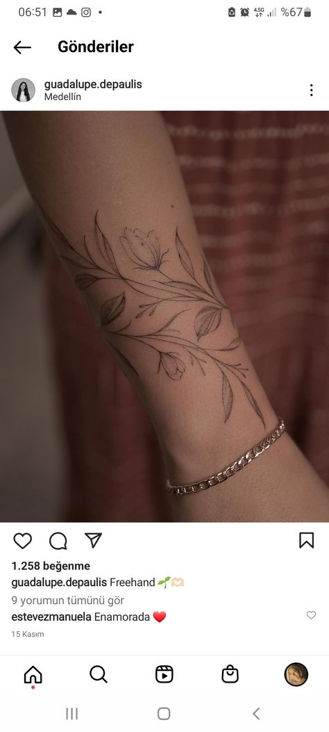 Greenery Arm Wrap Tattoo, Dainty Forearm Sleeve Tattoo Women, Tulip Vine Tattoo, Fine Line Full Sleeve Tattoo, Tulip Wrap Around Tattoo, Womans Forearm Tattoo, Fine Line Forearm Tattoo Women, Elegant Arm Tattoos, Vine Forearm Tattoo