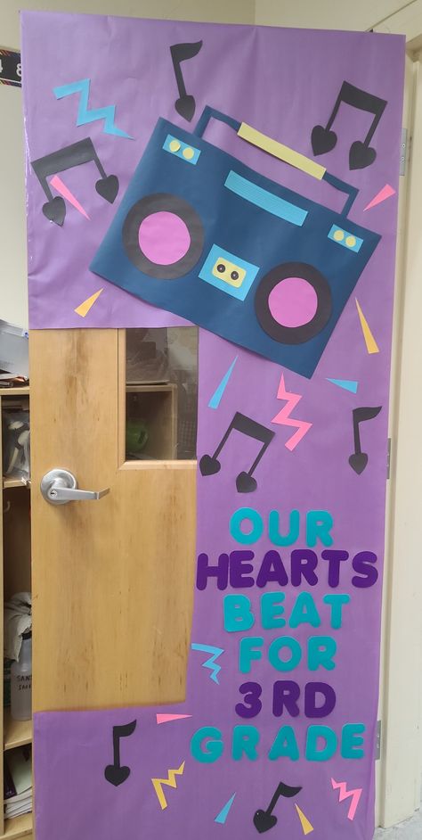 Rockstar Door Decoration, Music Themed Classroom Decorations, Rock And Roll Door Theme, Music Vbs Decorations, 80s Themed Bulletin Board, Dance Door Decorations, Music Bulletin Boards Preschool, Music Themed Classroom Door, Music Day Decorations School