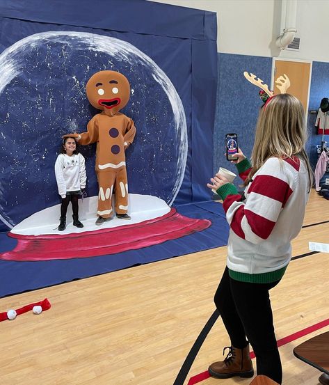 Emily Shane | So much 🌟 JOY 🌟 came from making this snow globe photo backdrop for the staff holiday breakfast at school. #snowglobe #mural #snowglobeart… | Instagram Picture Snow Globe, Winter Baby Shower Themes, Winter Costume, Winter Wonderland Decorations, Cart Design, Christmas Globes, Winter Dance, Thats Me, Diy Snow Globe