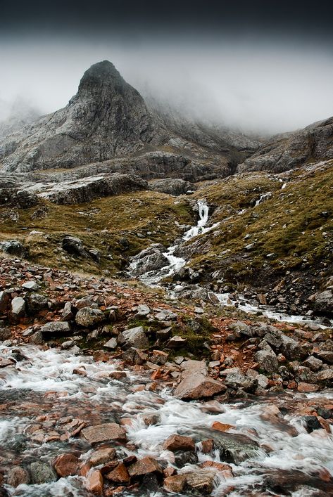 Scotland Mountains, Motivation Shayari, Scotland Nature, Motivation Letter, Shayari Motivational, Hindi Motivation, Motivation Images, Scotland Road Trip, Scotland Landscape