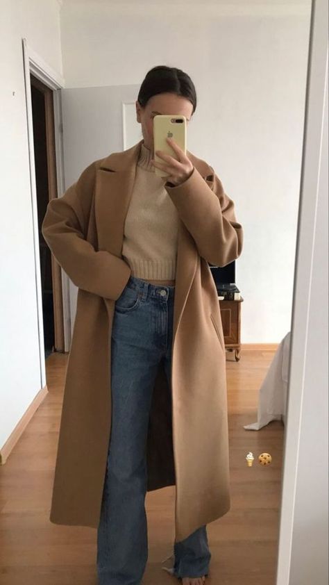 Brown Coat Outfit, Long Brown Coat, Coat Outfit Casual, Long Coat Outfit, Camel Coat Outfit, Elegantes Outfit Damen, Winter Coat Outfits, Trendy Coat, Winter Fashion Outfits Casual