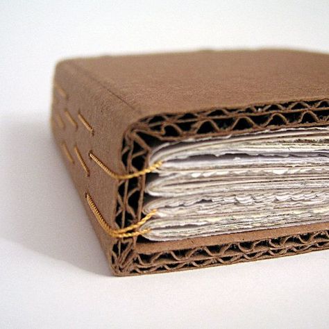 cardboard bound book by robyn on robayre #bookbinding Homemade Notebook, Book Binding Diy, Buku Harry Potter, Handmade Journals, Handmade Books, Old Book, Diy Book, Cardboard Crafts, Smash Book