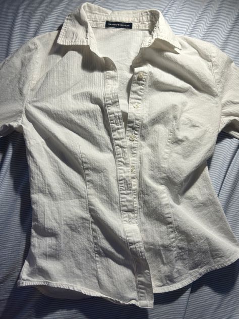 Layerd Outfits Shirt, Collared Blouse, Vintage Collared Tops With Buttons, Vintage Collared Button Tops, Retro Fitted Collared Top, Fitted Blouse, 90s Fitted Button-up Top, 90s Cotton Collared Shirt, 6th Form Outfits