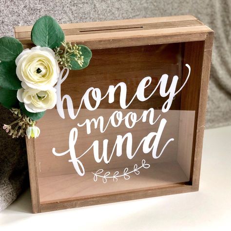 Wedding Fund Box Ideas, Wedding Cash Box Ideas, Honey Moon Fund Sign, Wedding Card Holder Ideas, Wedding Fund Jar Ideas, Honey Moon Funds Ideas, Honeymoon Fund Box Ideas, Unique Wedding Card Box Ideas, Wedding Card Box