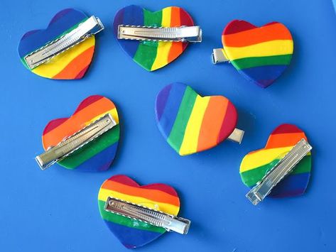 Little Hiccups: DIY Rainbow Heart Hair Clips Heart Hair Clips, Rainbow Accessories, Rainbow Diy, Pride Jewellery, Living In Colorado, Diy Rainbow, Rainbow Gift, Rainbow Jewelry, Heart Hair