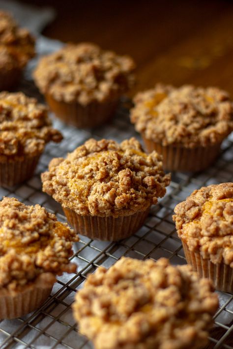 Sourdough Pumpkin Muffins with Crumble Topping - letsmakesourdough.com Sourdough Discard Pumpkin Muffins, Sourdough Pumpkin Muffins, Sourdough Discard Pumpkin, Pumpkin Quick Bread, Muffins With Crumble Topping, Pumpkin Oat Muffins, Using Sourdough Discard, Sourdough Pumpkin, Sourdough Muffins