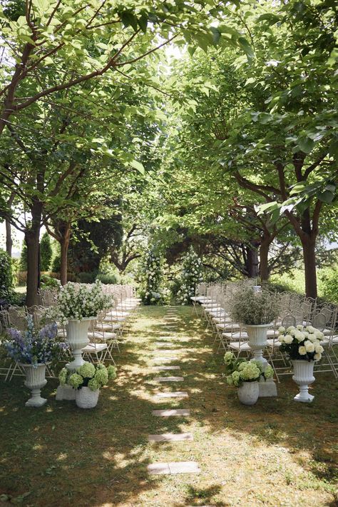 Wedding ceremony styling at a  Chateau Saint Jeannet destination wedding in the Côte d'Azur, France as photographed by luxury wedding photographer, Lost In Love Photography. Garden Ceremony Decor, Wedding Trees, Vera Wang Wedding Dress, French Riviera Wedding, Al Fresco Wedding, Garden Wedding Ceremony, Riviera Wedding, Wedding Reception Dinner, Lost In Love