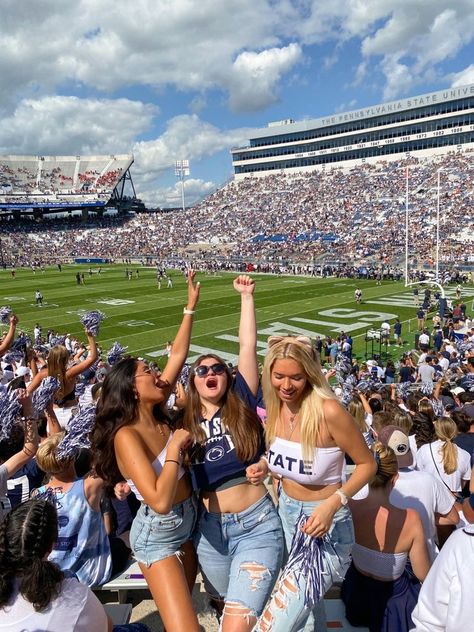 Penn State Sorority, College Instagram Pictures, American College Aesthetic, Adult Life Aesthetic, Happy Valley Penn State, Penn State Aesthetic, College Friends Aesthetic, Penn State Game Day, Penn State White Out