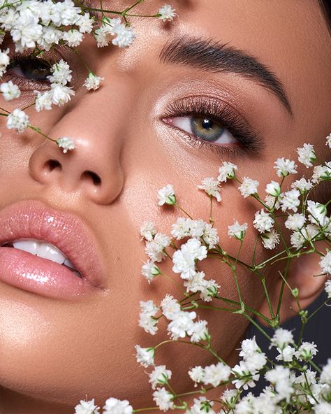 Editorial Make-up, Eye Lash Photography, Beauty Fotografie, Maquillage On Fleek, Beauty Makeup Photography, Flower Photoshoot, Photoshoot Makeup, Beauty Photoshoot, Beauty Make-up