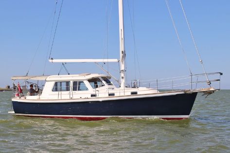 Pilothouse Boat, Catamaran For Sale, Mega Yachts, Sailboat Living, Sailboat Yacht, Sailing Dinghy, Boat Names, Boat For Sale, Yacht Broker