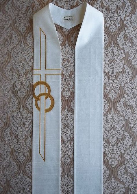 Ministry Apparel, Stole Ideas, Pastor Gifts, Clergy Women, Liturgical Stoles, Priest Vestments, Priest Stole, Clergy Stoles, Liturgical Art